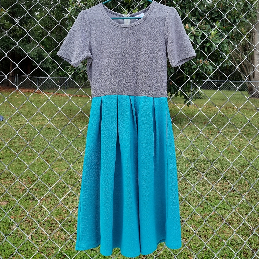 LuLaRoe Amelia, Teal/Gray, Size Small